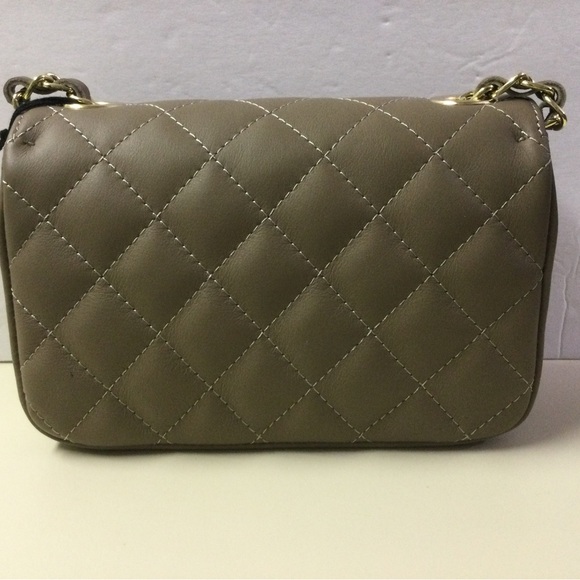 NWT Roberta Rossi Diamond Quilted Leather Crossbody - Picture 2 of 12